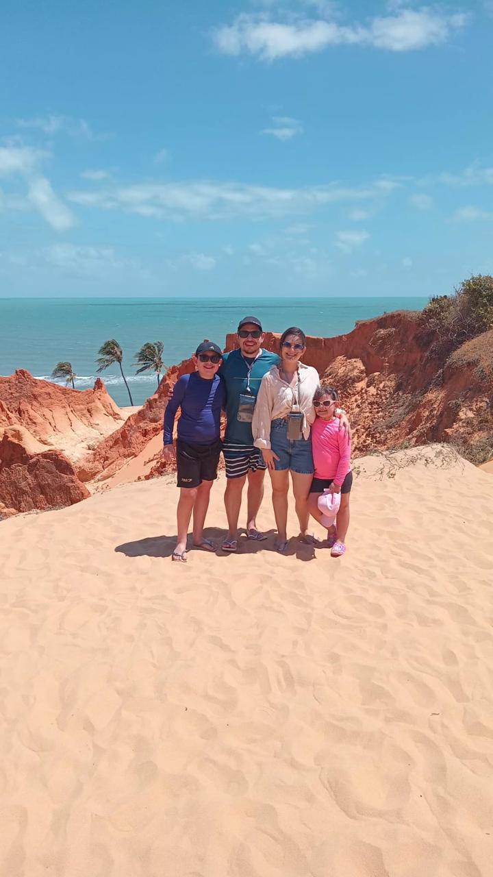 Passeio Damião Tur - Cliente satisfeito explorando o Ceará